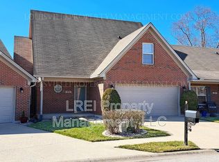 1915 Edgewood Station Rd, New Albany, IN 47150