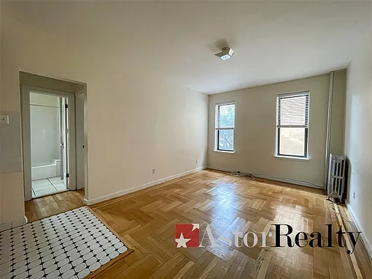 Rented by Astor Realty | media 8