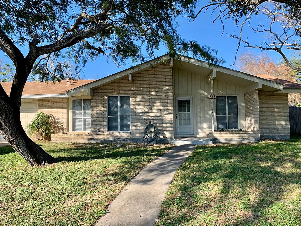 1st image of 119 Catalina Cir