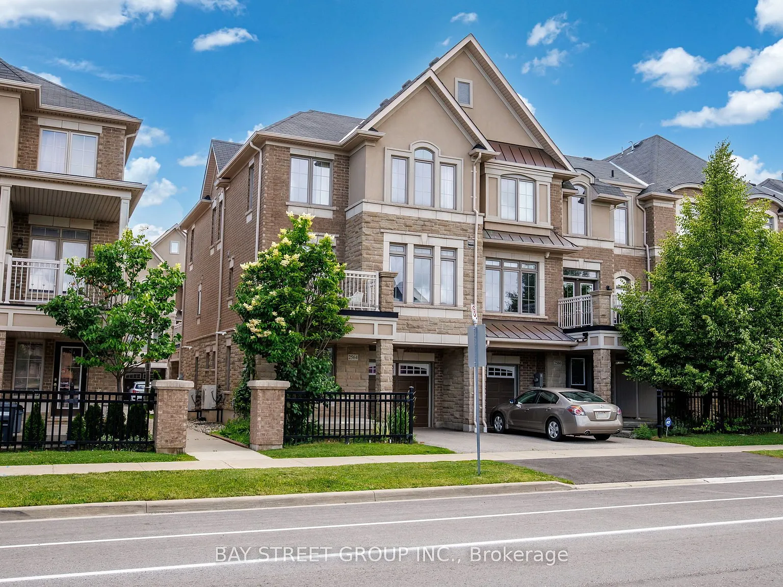 3 bed, $3,050 — Photo 3