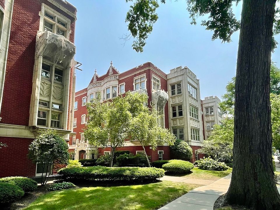 1st image of 220 N Oak Park Ave APT 2T