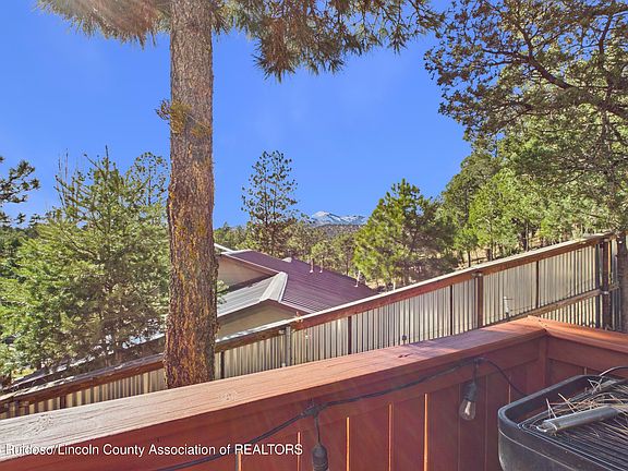 4th image of 105 Pow Wow Trl