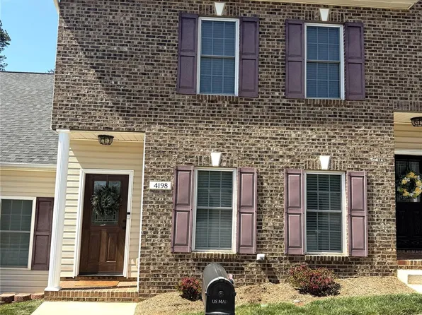 4198 Pickering Dr, Hickory, NC 28602