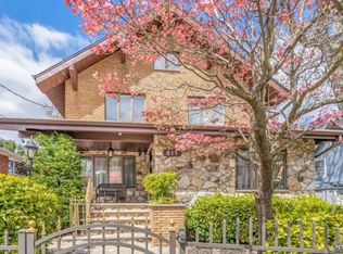 817 Morningside Ln, Ridgefield, NJ 07657