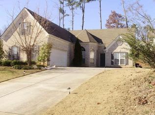 962 Waldwick Dr, Lawrenceville, GA 30045