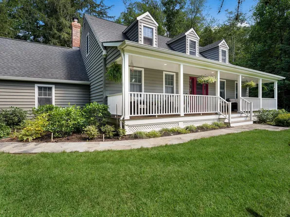 4469 Church Rd, Doylestown, PA 18902