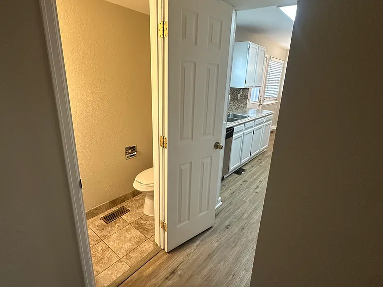 17594 E Temple Dr — Photo 19