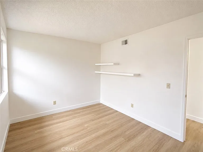 15583 Oak Springs Rd — Photo 19