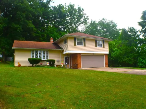 16269 Bennett Rd, North Royalton, OH 44133