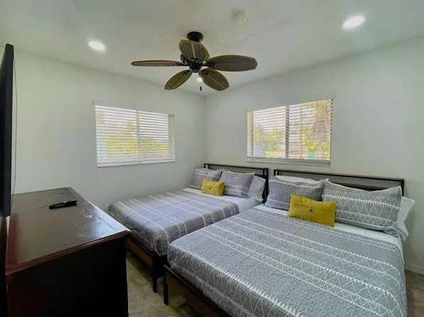 17316 Whitewater Ct, Fort Myers Beach, FL 33931