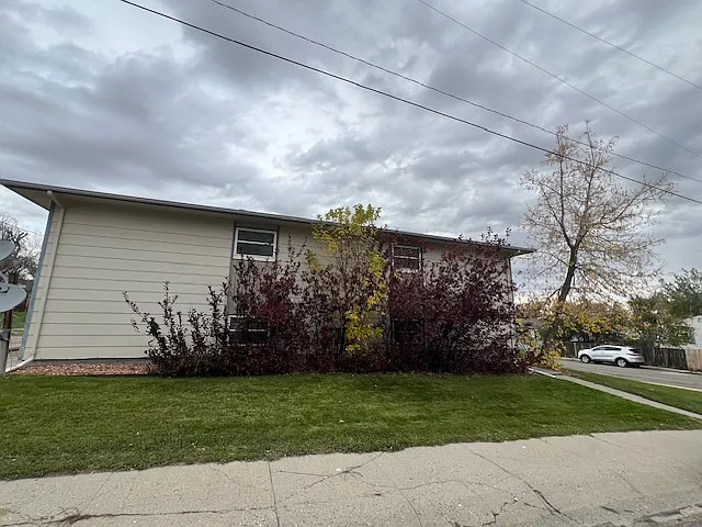 2 bed, $800 — Photo 3