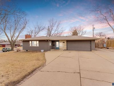 1919 S Williams Ave, Sioux Falls, SD, 57105