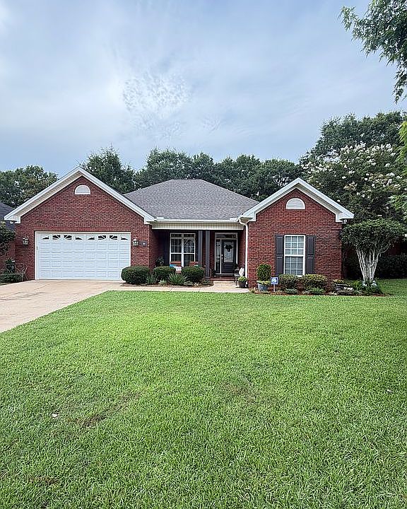 1st image of 111 Gaffney Ct