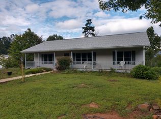 3 Arrowhead Ln, Weaverville, NC 28787