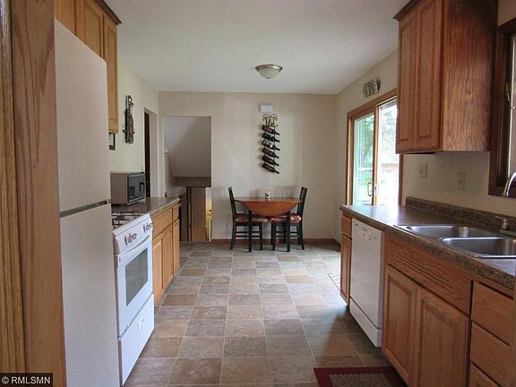 3rd image of 1459 Dixon Dr