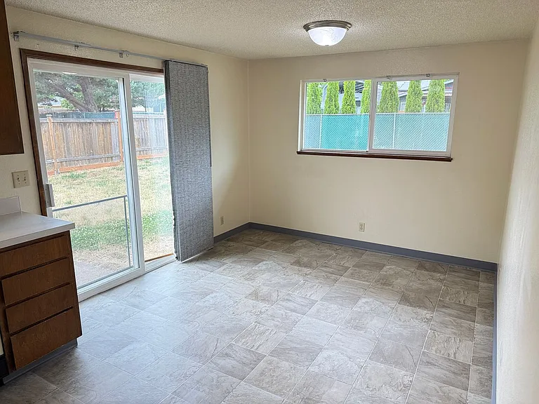 4579 Souza Ct — Photo 8