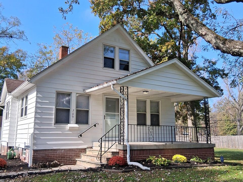 1st image of 709 Rochelle Rd
