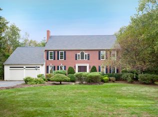 8 Huckleberry Rd, Hopkinton, MA 01748
