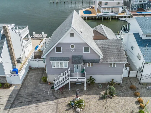 3467 E Lisbon Avenue, Toms River, NJ 08753