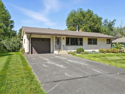 2821 Galtier St, Roseville, MN, 55113