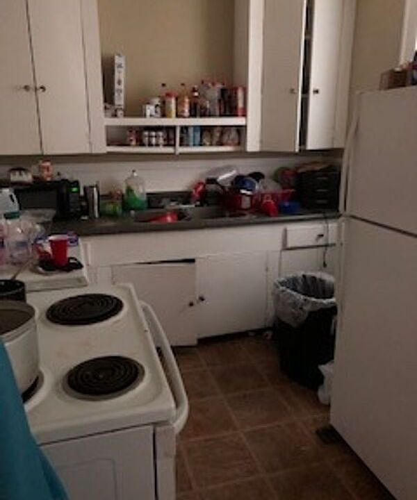 2nd image of 2624 S Allen Dr