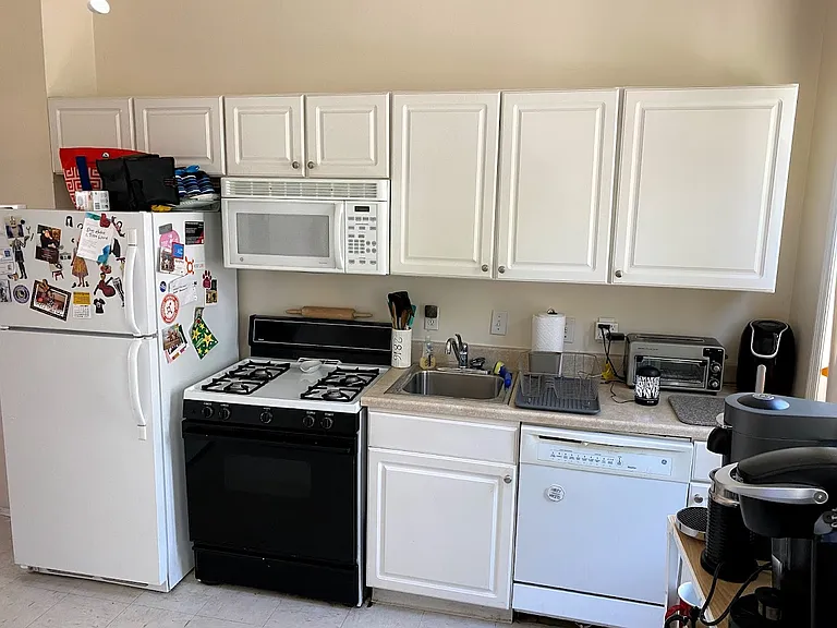 951 Hill St #2 — Photo 8