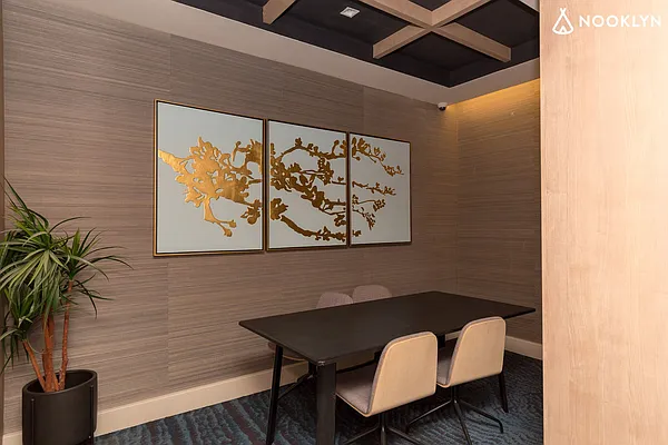 Rented by Nooklyn NYC LLC | media 104