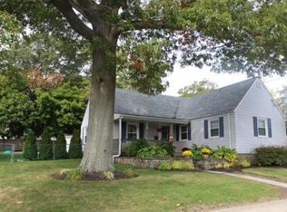 310 Ray St, Fall River, MA 02720