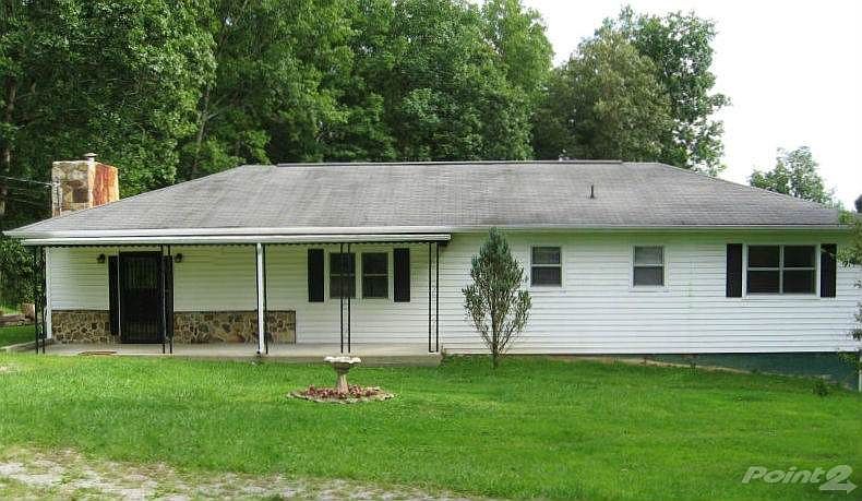 3225 Sparta Hwy