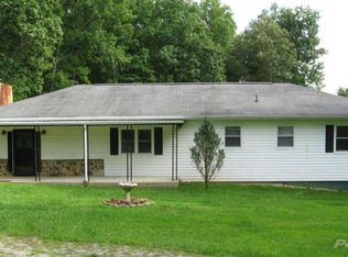 3325 Sparta Hwy, Crossville, TN 38572