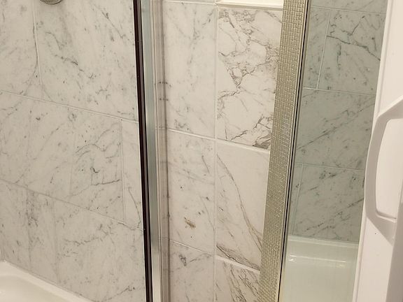 5th image of 157 Valencia Dr #1