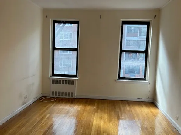 333 East 86th Street image 1 of 7