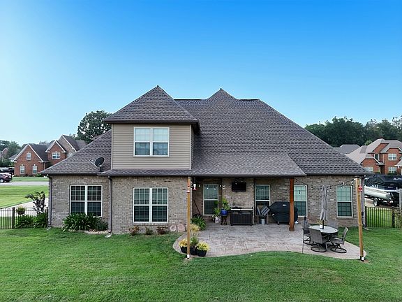 4th image of 520 Schroer Dr
