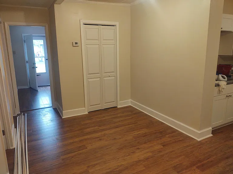 116 Houseworth St — Photo 12
