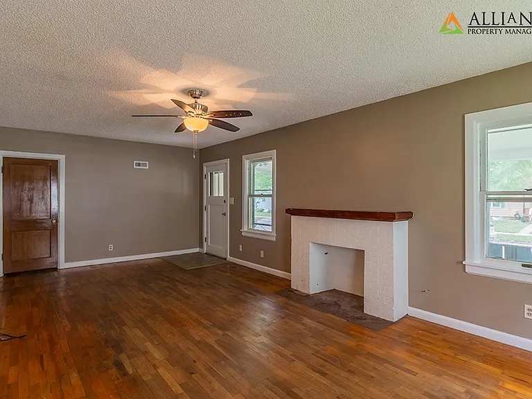 714 Thurston St — Photo 8