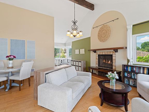 3rd image of 423 W Montecito St APT C