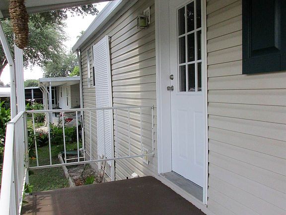 entrance from walk way