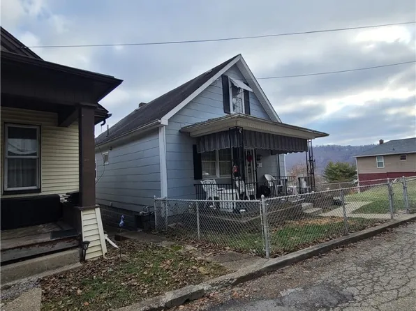 526 N 8th St, Martins Ferry, OH 43935