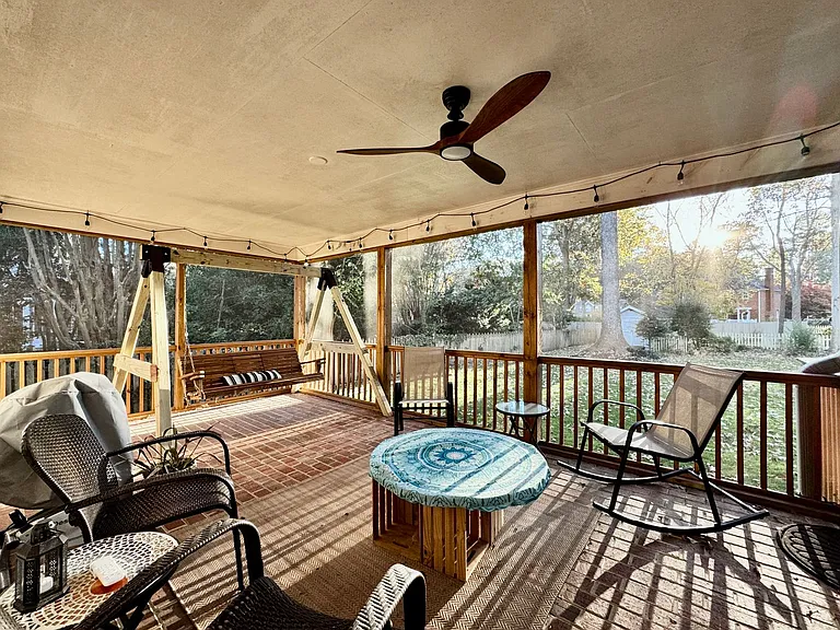930 Forest Lakes Dr — Photo 4