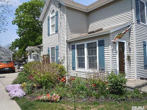 4th image of 54 Evergreen Ave