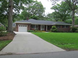 4608 Hermitage Rd, Virginia Beach, VA 23455
