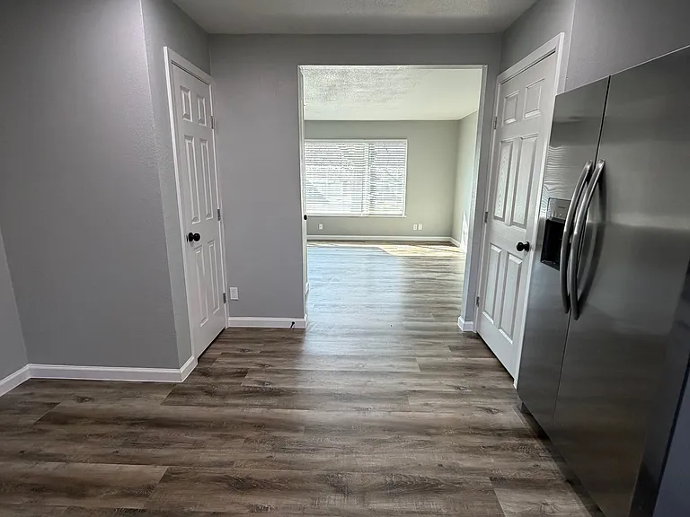 12 Pershing Dr — Photo 21