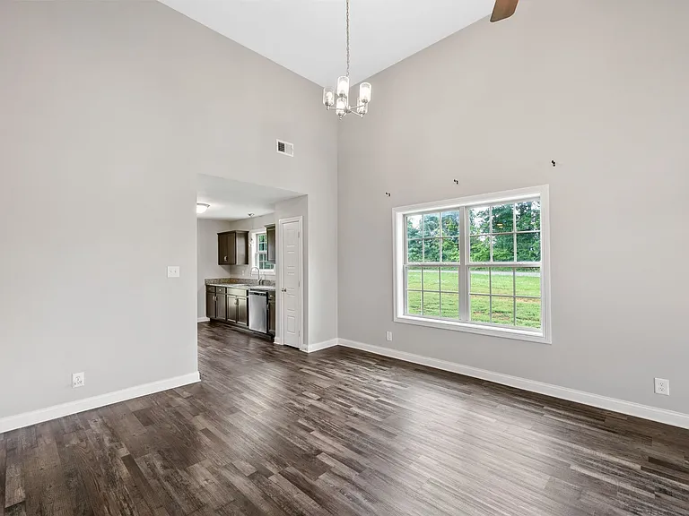 401 Irish Hills Dr — Photo 10