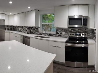 2560 SW 22nd Ter, Miami, FL 33145