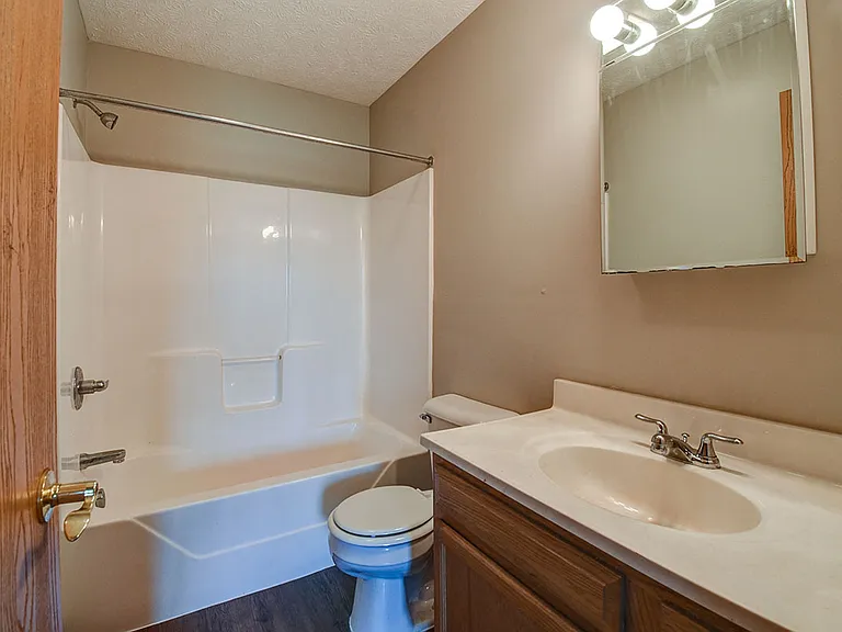 Floor plan 1 bathroom