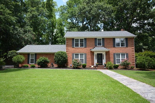 1st image of 4209 Spruce Ln