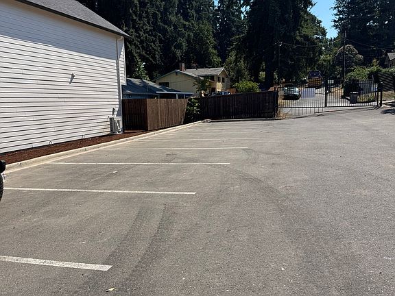 4th image of 6204 NE Hazel Dell Ave #23