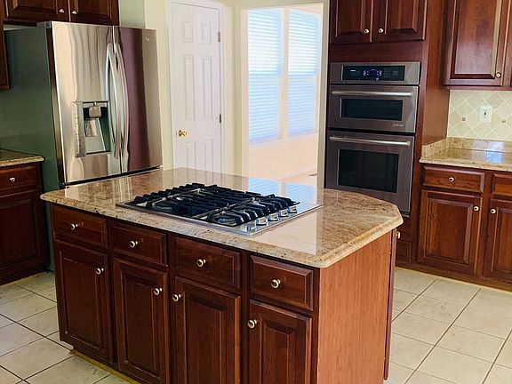 2nd image of 2982 Caribbean Ct