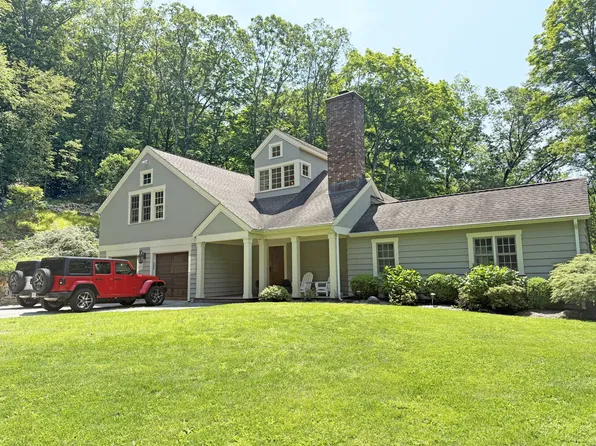 115 Godfrey Rd E, Weston, CT 06883