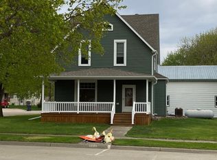 323 Maine Ave, Adrian, MN 56110